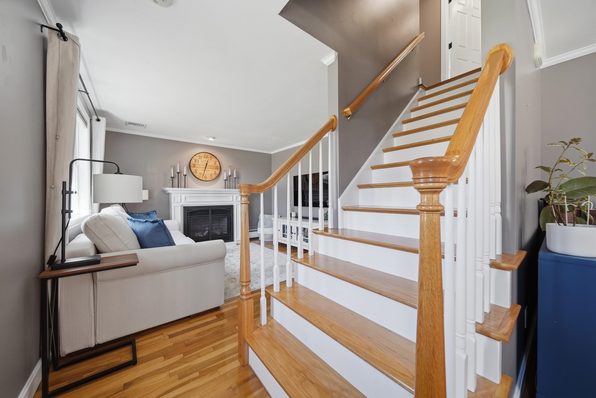 7 Vernon Street Hudson, NH 03051 - Photo 13 of 43
