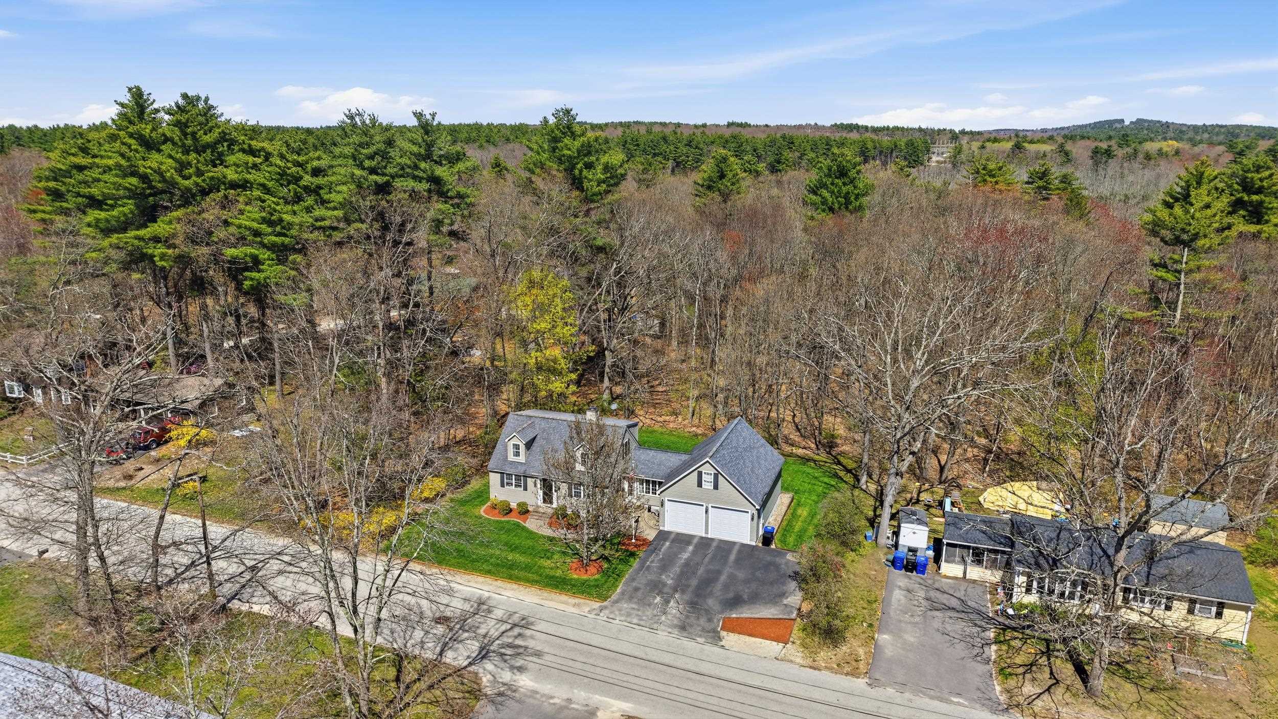 7 Vernon Street Hudson, NH 03051 - Photo 41 of 43