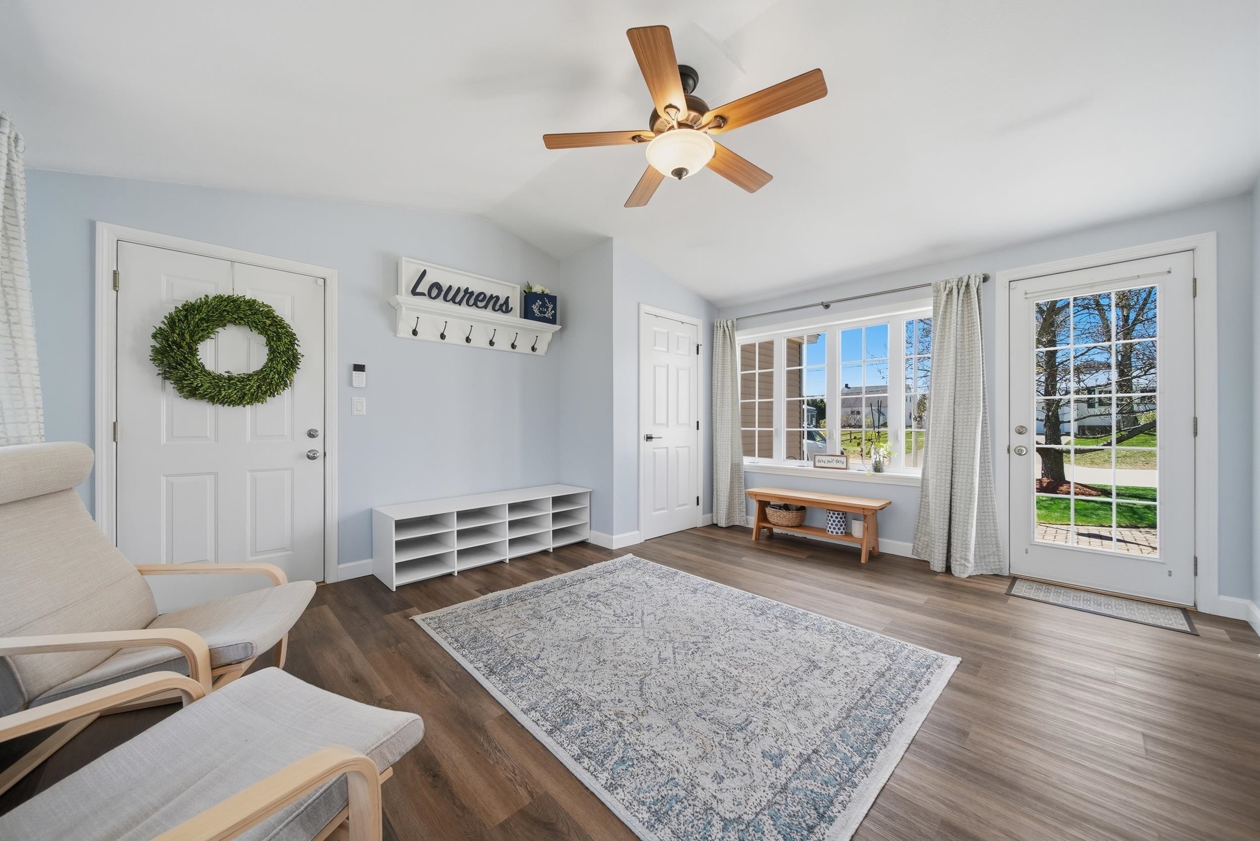 7 Vernon Street Hudson, NH 03051 - Photo 5 of 43