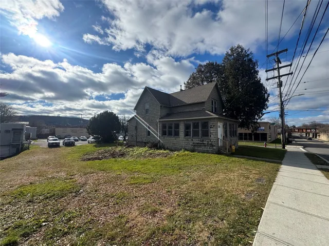 $179,900 | 114 Robinson Street, Binghamton, NY 13904