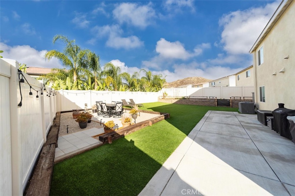 32078 Rambling Court Winchester, CA 92596 - Photo 41 of 48