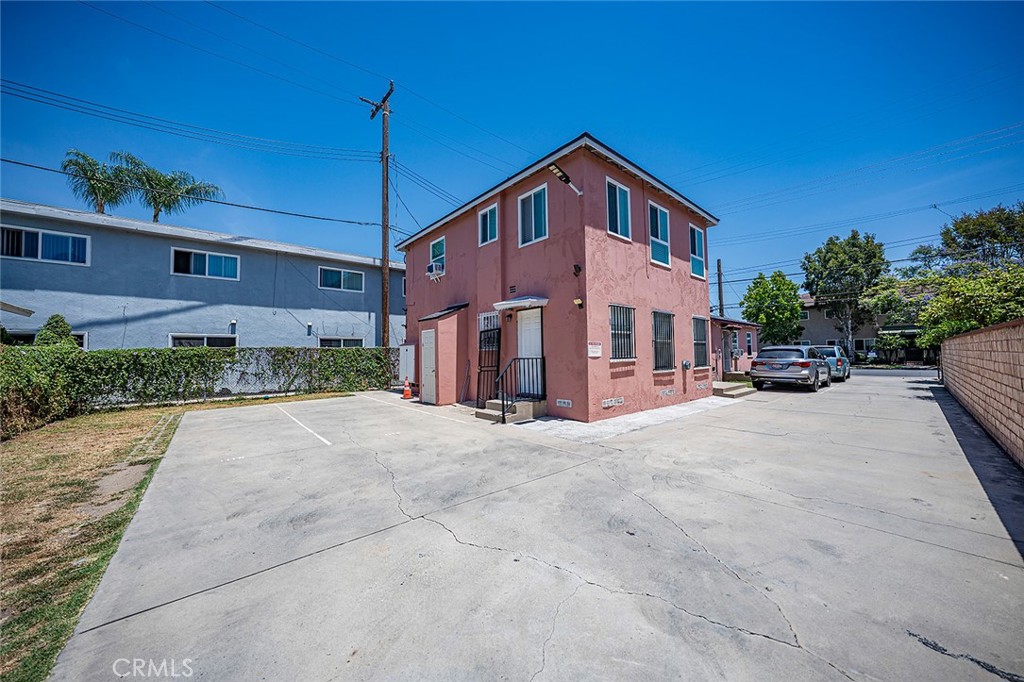 1111 Walnut Avenue Long Beach, CA 90813 - Photo 5 of 15