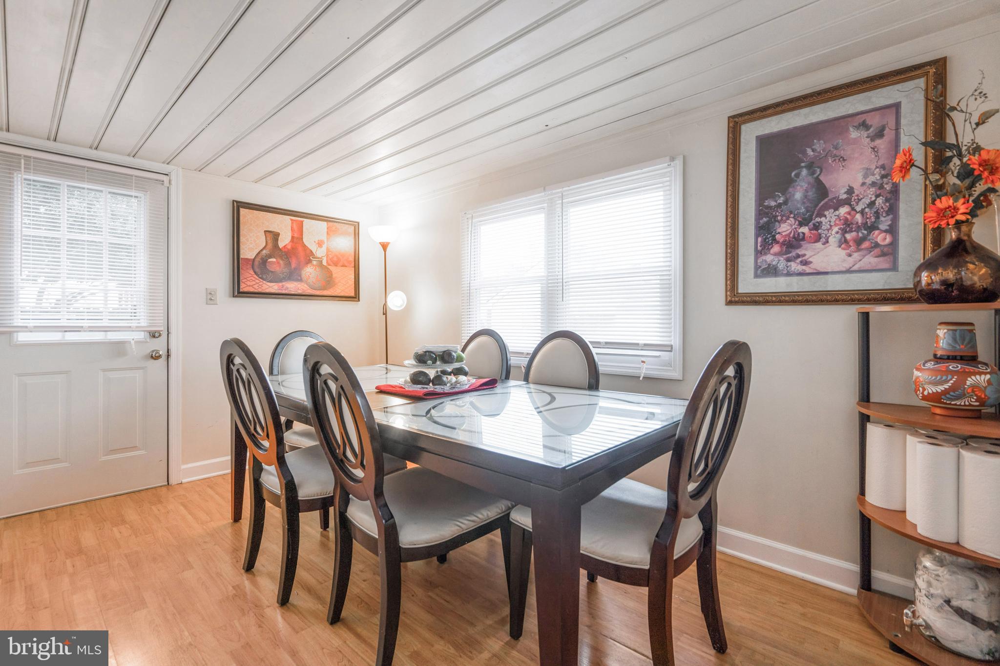 211 West Hilltop Road Baltimore, MD 21225 - Photo 14 of 44