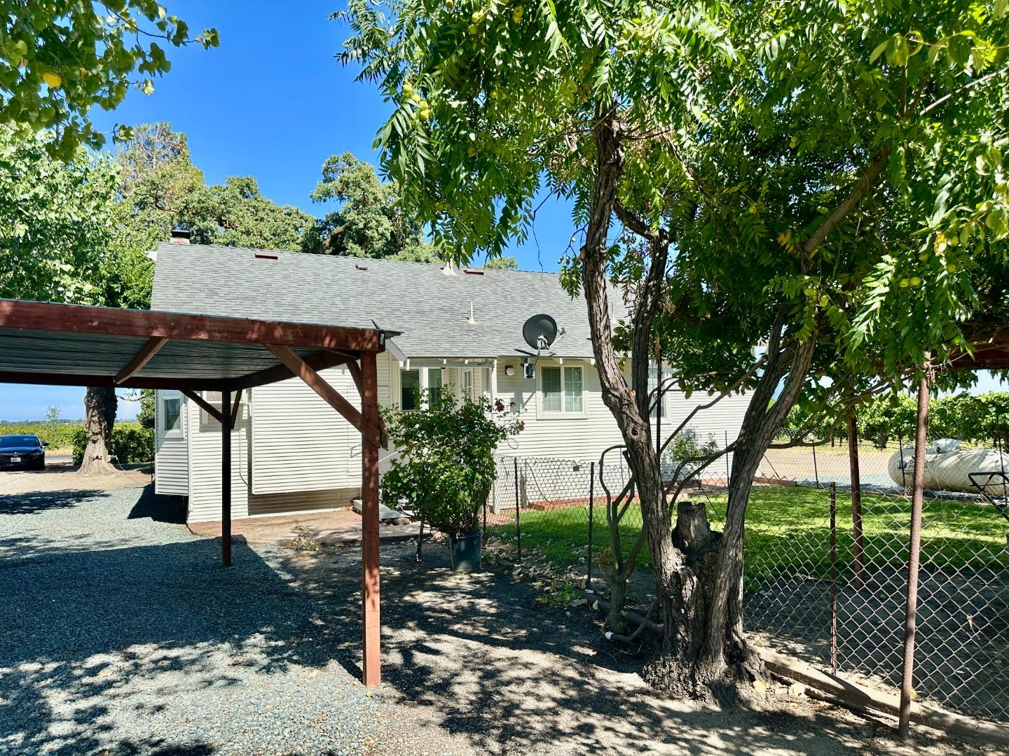 19025 Devries Road Lodi, CA 95242 - Photo 16 of 41