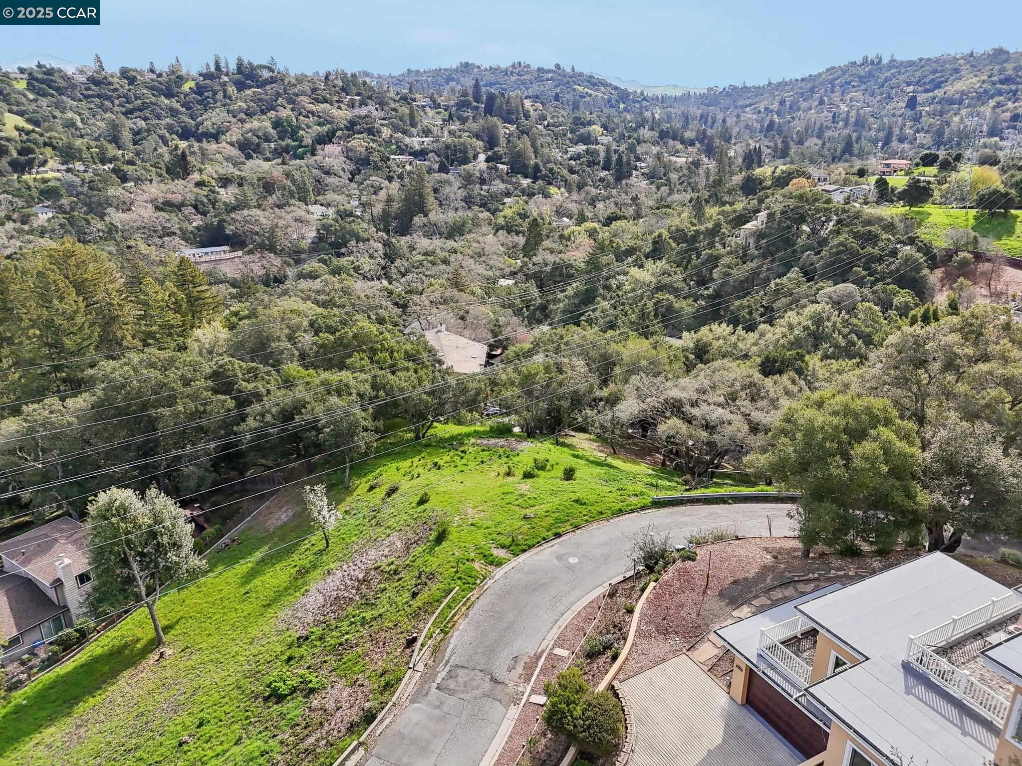 Oak Road Orinda, CA 94563 - Photo 16 of 18 an aerial view of a house with a yard