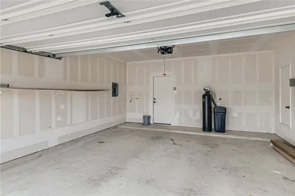a view of a garage