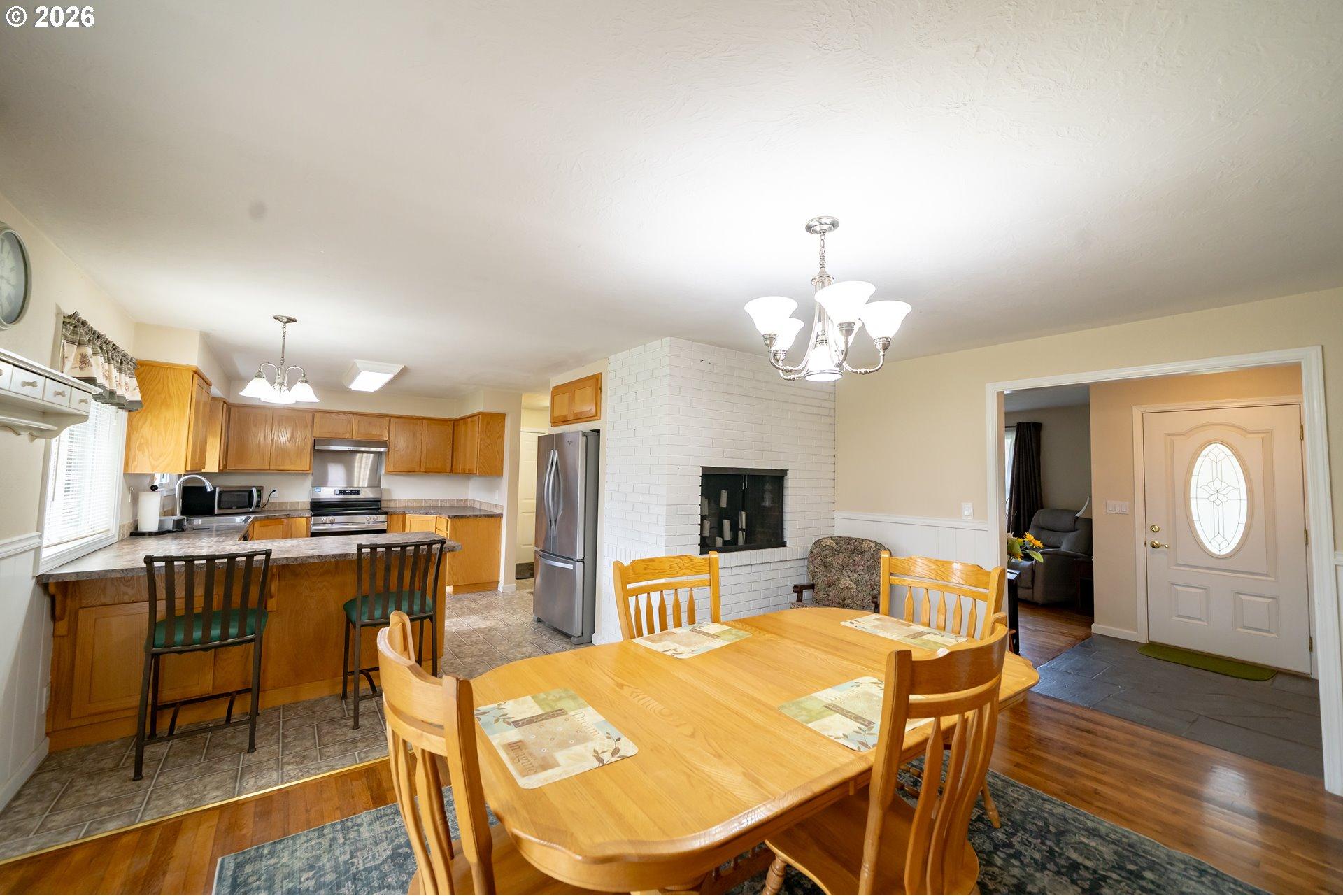 5940 Macleay Road Southeast Salem, OR 97317 - Photo 9 of 25 Gallery Image 9
