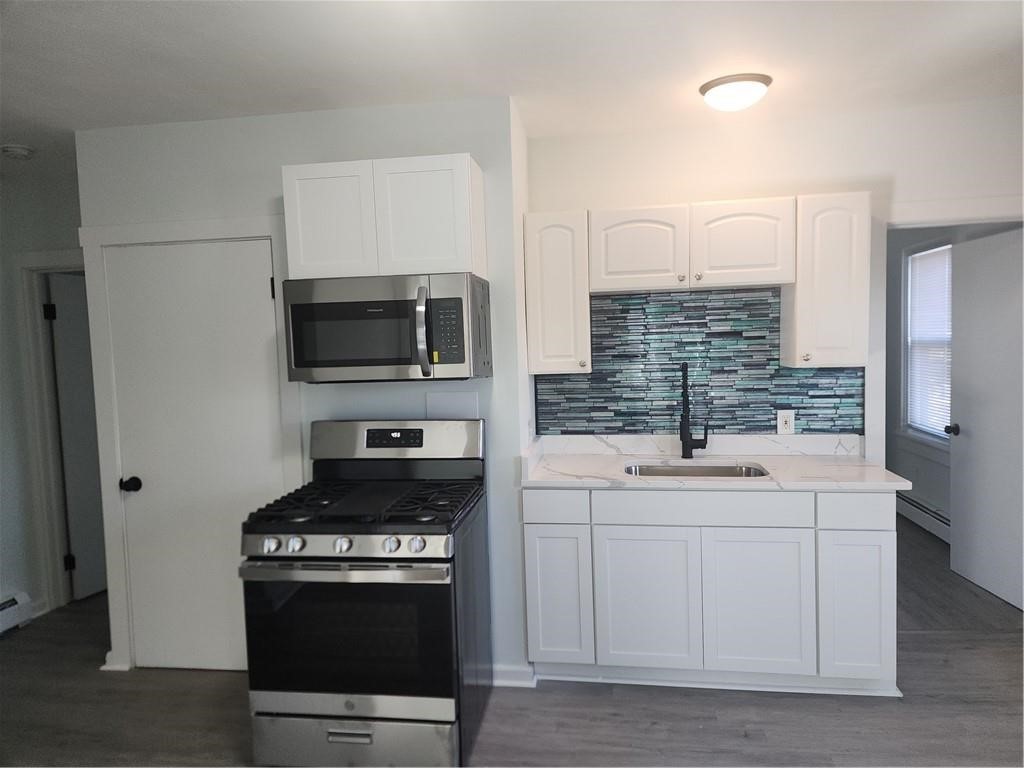 59 Court Street Bristol, RI 02809 - Photo 2 of 13