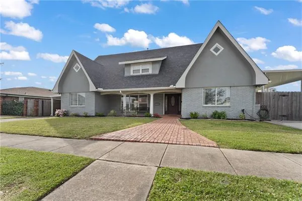 $524,000 | 70 Carolyn Court, Arabi, LA 70032