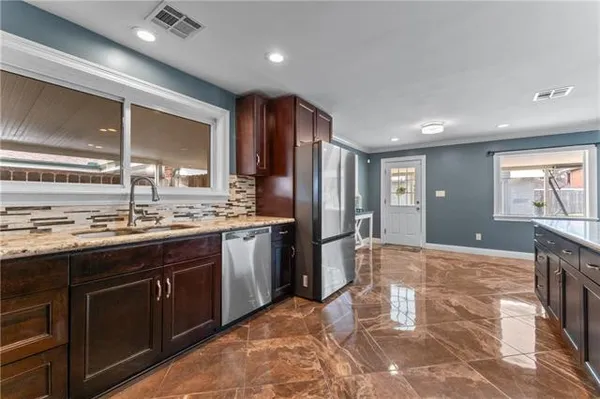 $524,000 | 70 Carolyn Court, Arabi, LA 70032