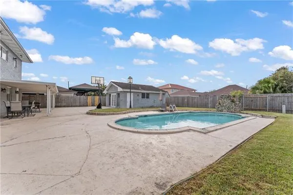 $524,000 | 70 Carolyn Court, Arabi, LA 70032