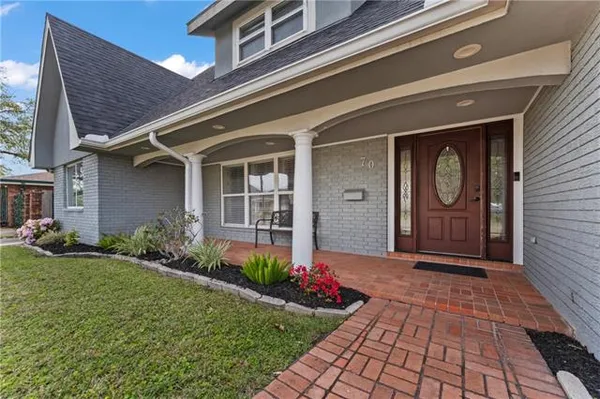 $524,000 | 70 Carolyn Court, Arabi, LA 70032