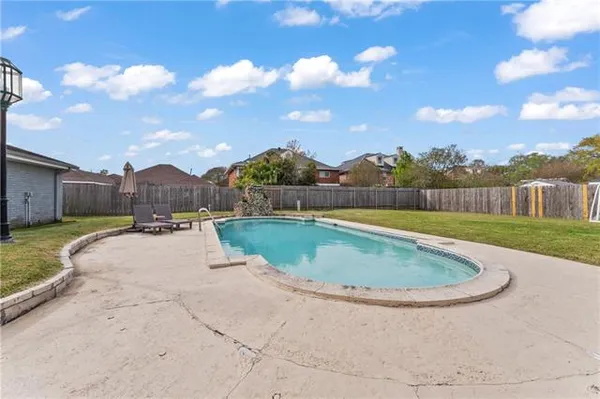 $524,000 | 70 Carolyn Court, Arabi, LA 70032