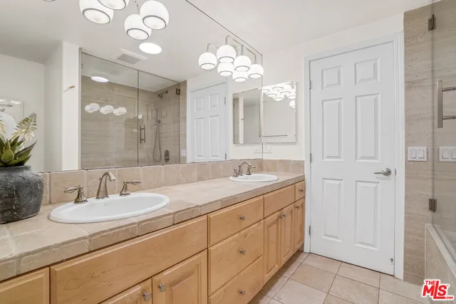 $10,000 | 837 Lincoln Boulevard, Unit 3, Santa Monica, CA 90403