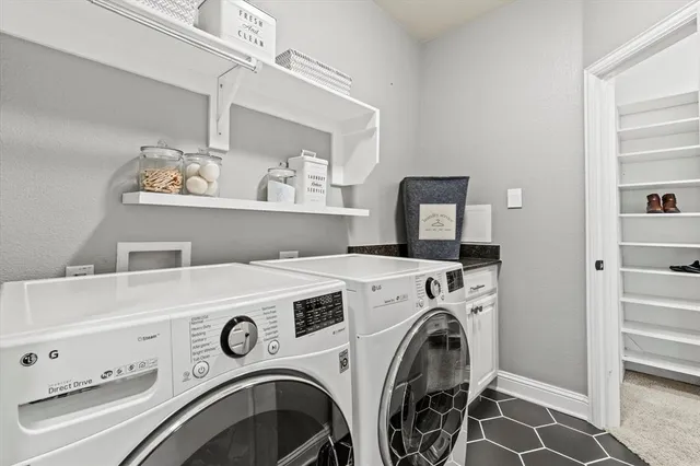 $689,900 | 5302 Fairmont Court, Rowlett, TX 75088