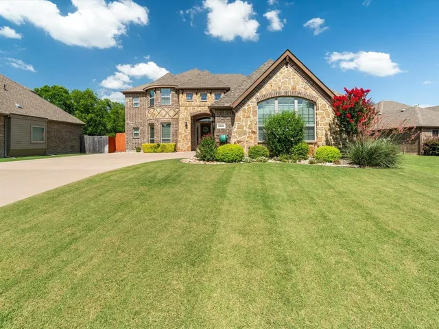 $689,900 | 5302 Fairmont Court, Rowlett, TX 75088