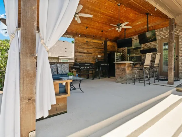 $689,900 | 5302 Fairmont Court, Rowlett, TX 75088