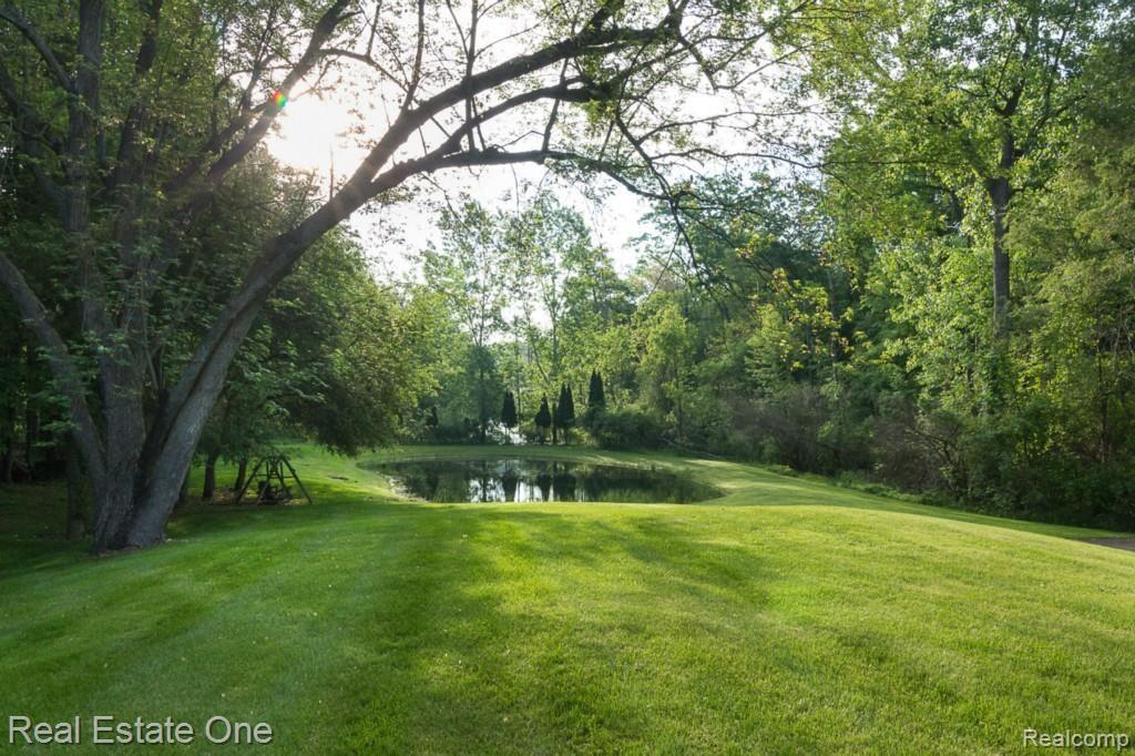 2261 North Rochester Road Oakland, MI 48363 - Photo 16 of 17 2261Rochester_P-_OL_0930_62.jpg