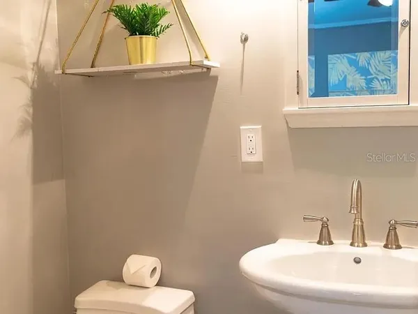 $3,600 | 1013 22nd Avenue North, St. Petersburg, FL 33704