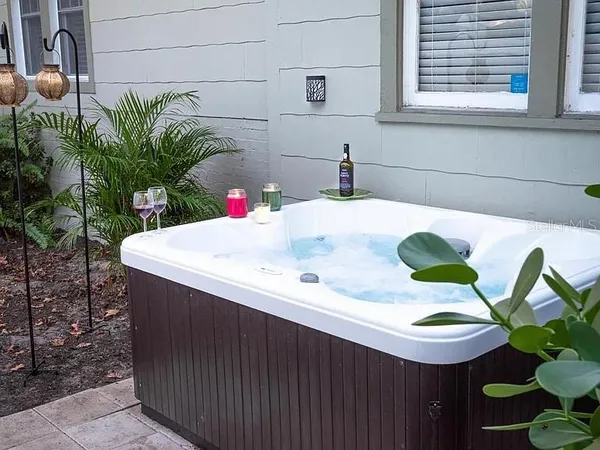 $3,600 | 1013 22nd Avenue North, St. Petersburg, FL 33704