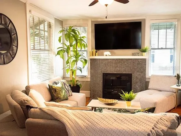 $3,600 | 1013 22nd Avenue North, St. Petersburg, FL 33704