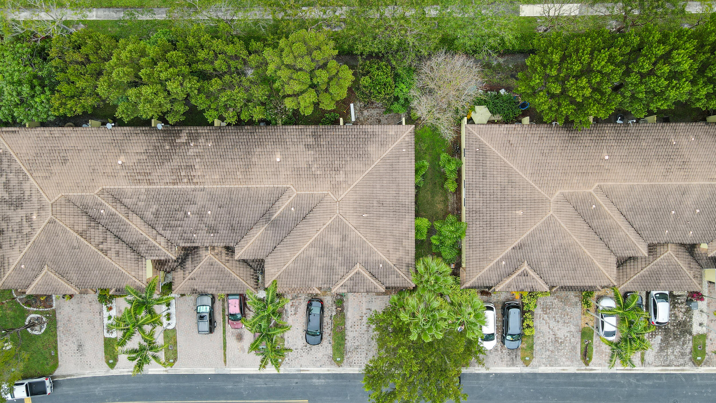 1139 Imperial Lake Road West Palm Beach, FL 33413 - Photo 31 of 33 dji_0483