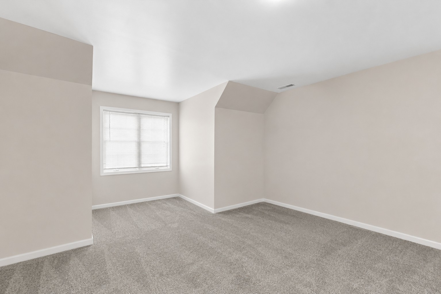 1575 Creek Road Plano, IL 60545 - Photo 13 of 25 Gallery Image 13