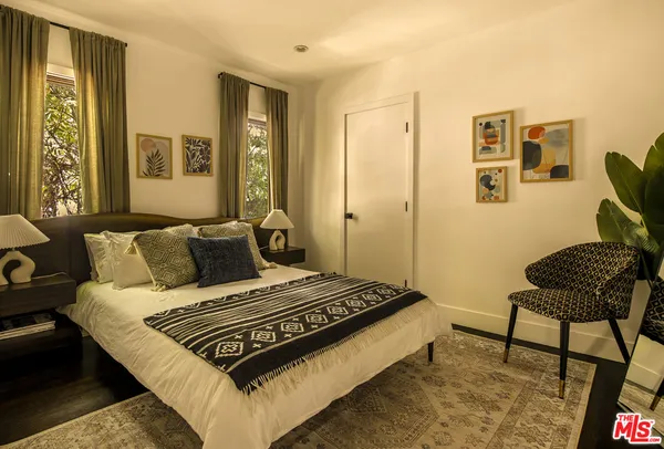 $2,750,000 | 3216 Ettrick Street, Los Angeles, CA 90027