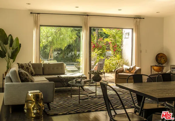 $2,750,000 | 3216 Ettrick Street, Los Angeles, CA 90027
