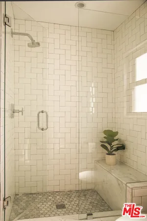 $2,750,000 | 3216 Ettrick Street, Los Angeles, CA 90027