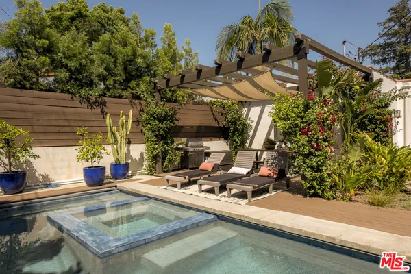 $2,750,000 | 3216 Ettrick Street, Los Angeles, CA 90027