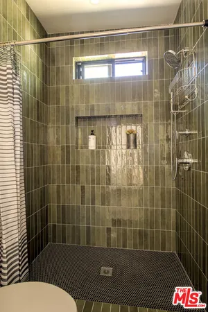 $2,750,000 | 3216 Ettrick Street, Los Angeles, CA 90027