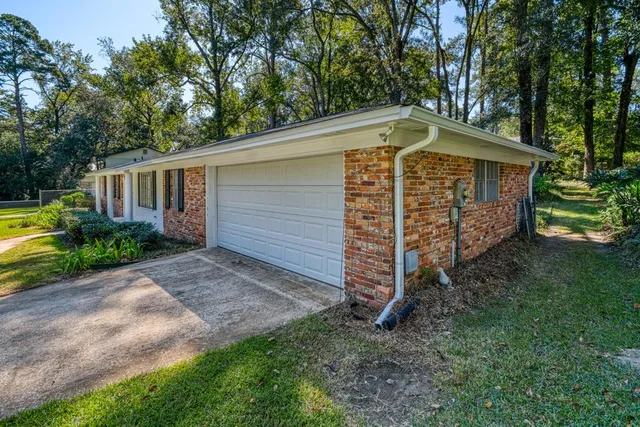 $299,000 | 1425 Woodgate Way, Tallahassee, FL 32308