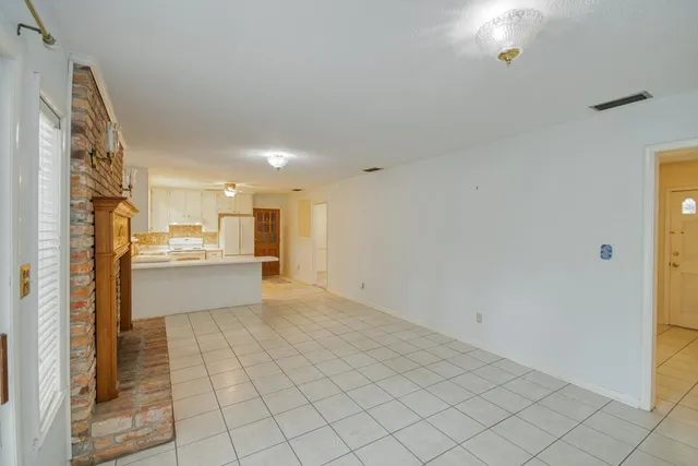 $299,000 | 1425 Woodgate Way, Tallahassee, FL 32308