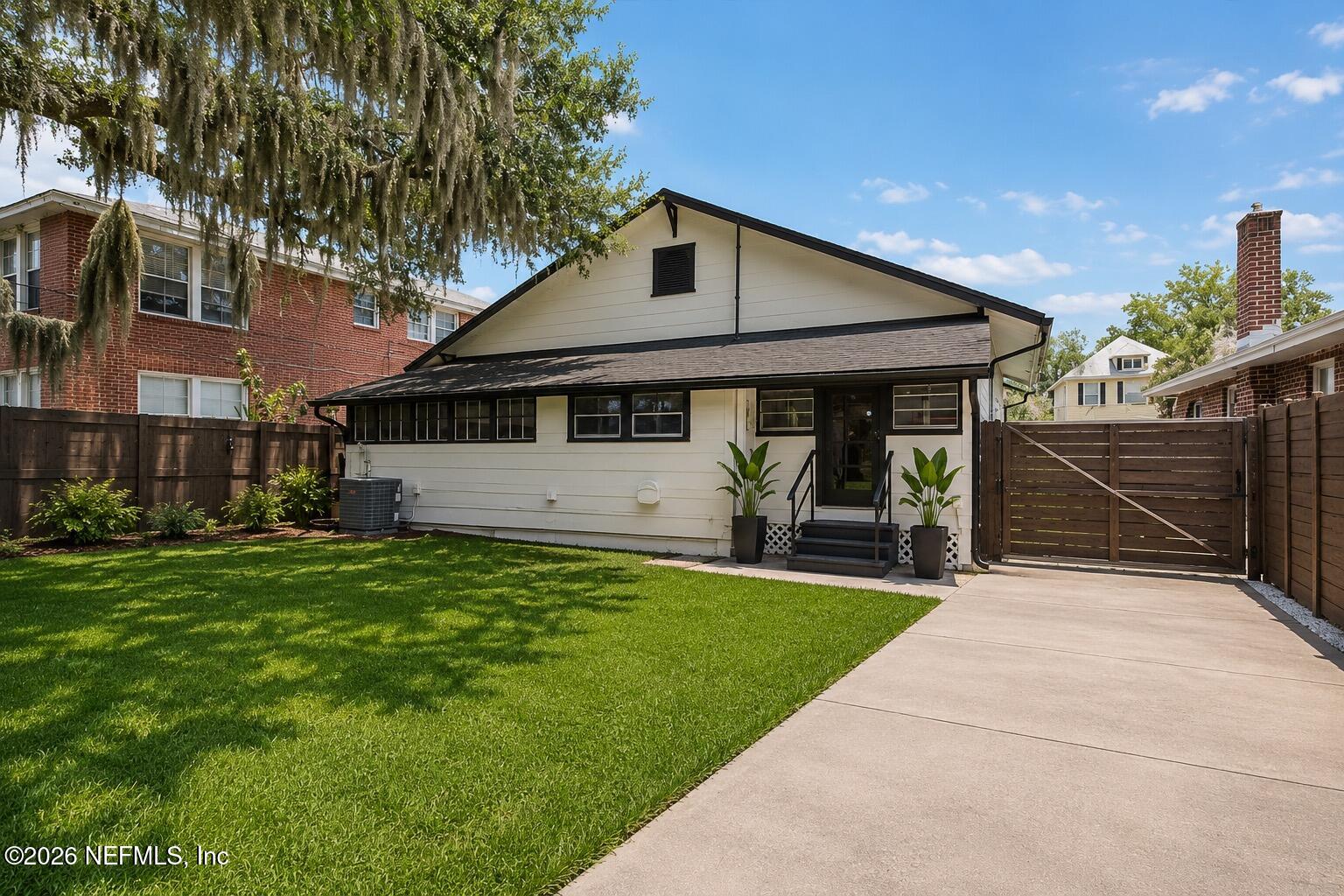 1031 Riviera Street Jacksonville, FL 32207 - Photo 27 of 34 Virtual backyard