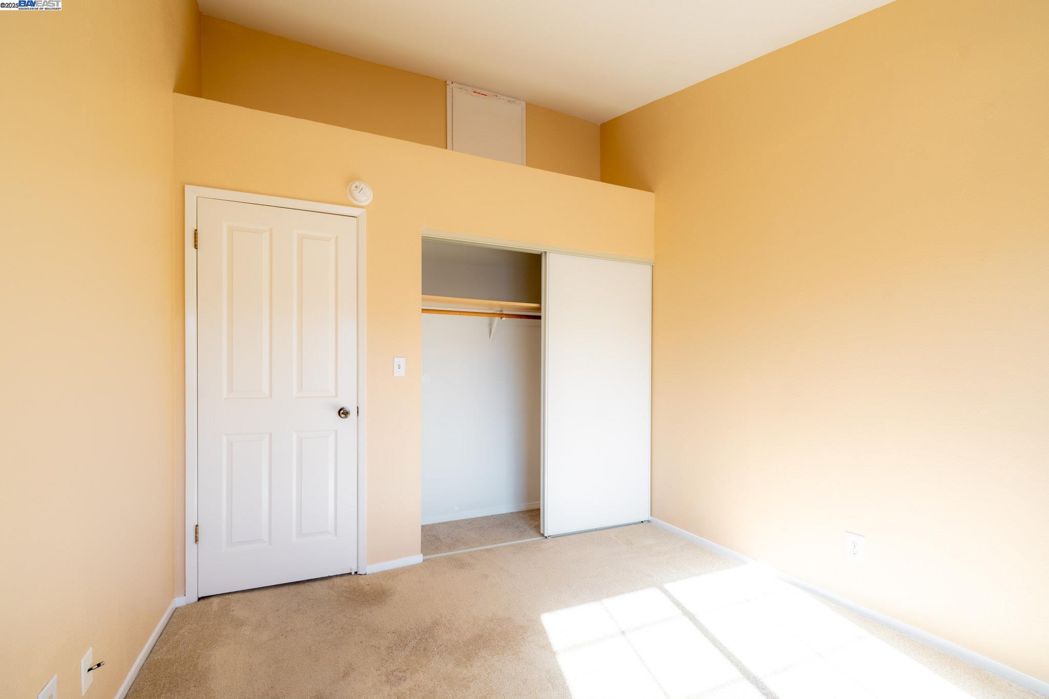 123 Pelican Loop Pittsburg, CA 94565 - Photo 32 of 60 a view of an empty room