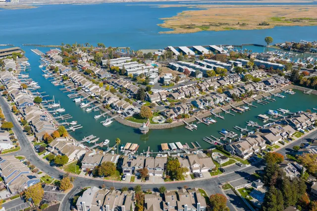 $499,000 | 123 Pelican Loop, Pittsburg, CA 94565