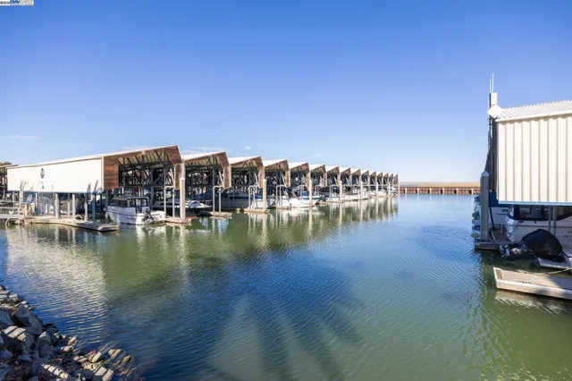 $499,000 | 123 Pelican Loop, Pittsburg, CA 94565