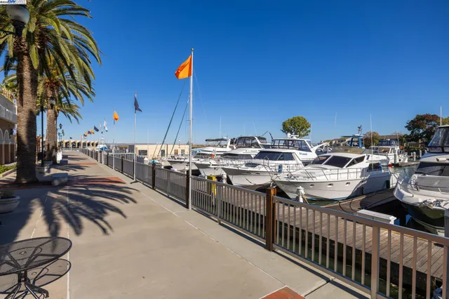 $499,000 | 123 Pelican Loop, Pittsburg, CA 94565