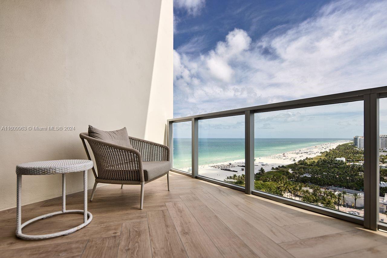 2201 Collins Avenue, Unit 1718 Miami Beach, FL 33139 - Photo 2 of 11