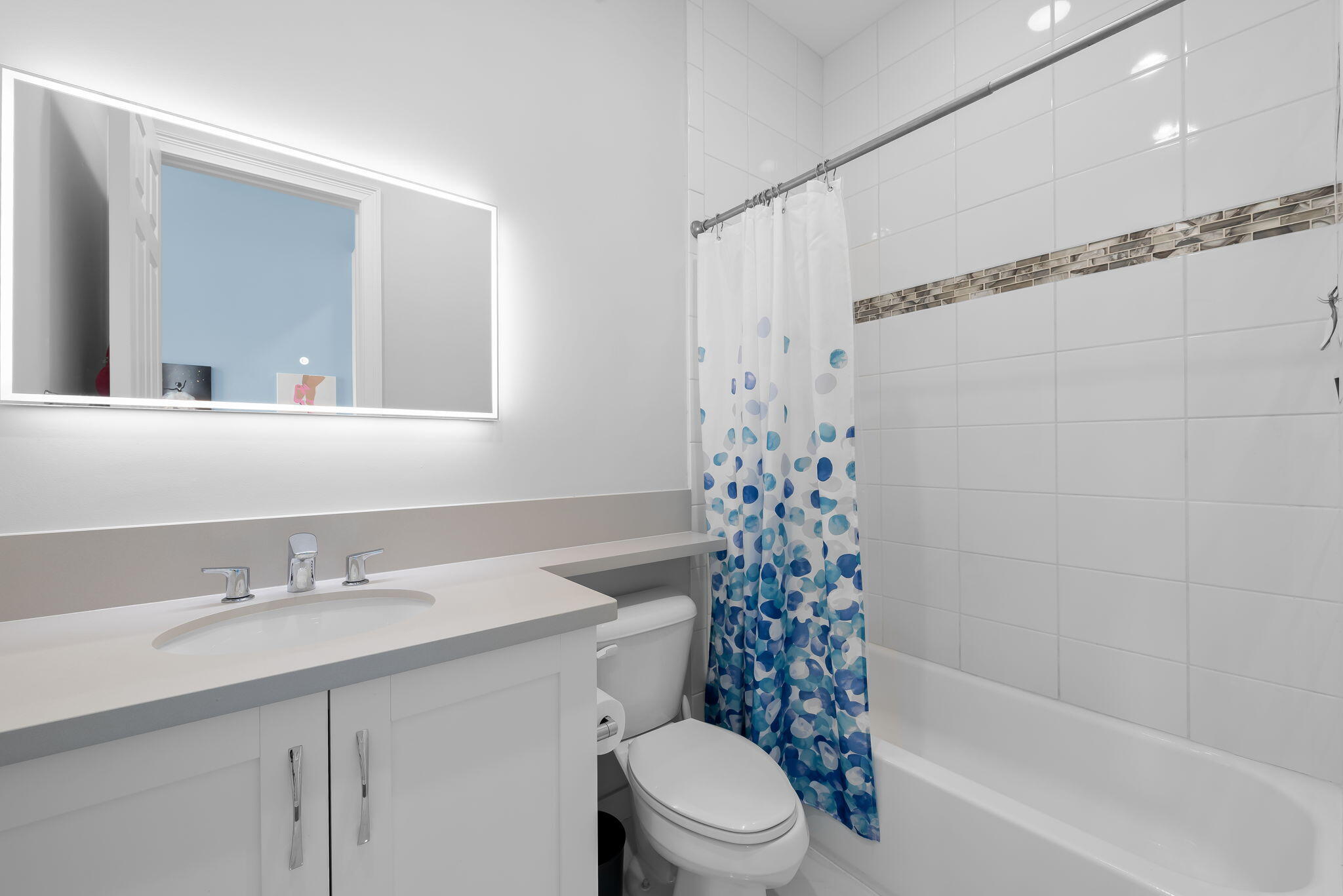 9029 Dulcetto Court Boca Raton, FL 33496 - Photo 31 of 57 Full Bathroom
