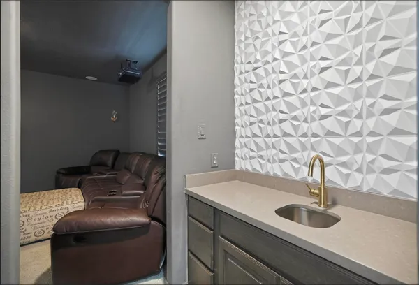 $5,500 | 26 Argosy Bend Place, Tomball, TX 77375