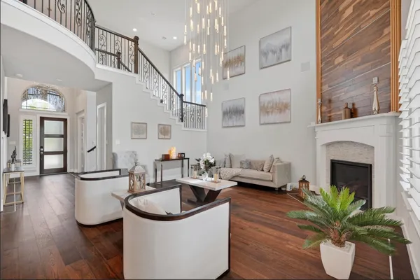 $5,500 | 26 Argosy Bend Place, Tomball, TX 77375