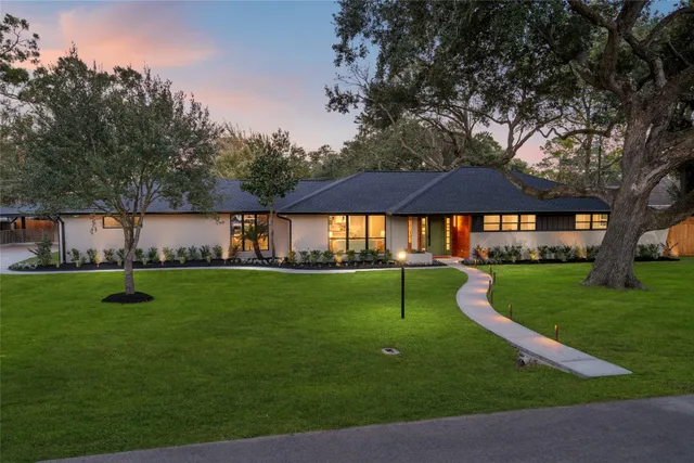 $599,000 | 1513 South Lee Street, Alvin, TX 77511