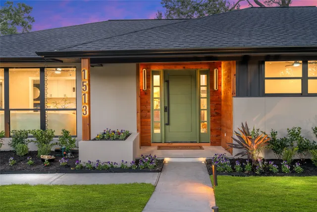 $599,000 | 1513 South Lee Street, Alvin, TX 77511