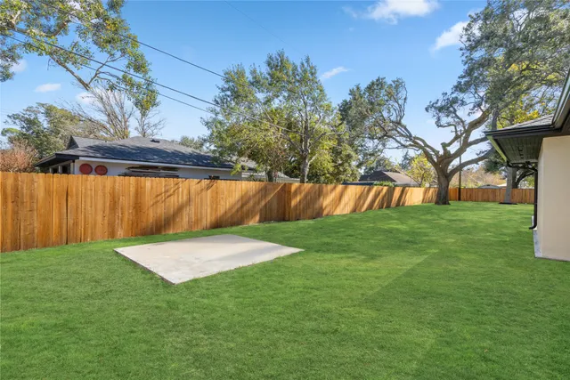 $599,000 | 1513 South Lee Street, Alvin, TX 77511