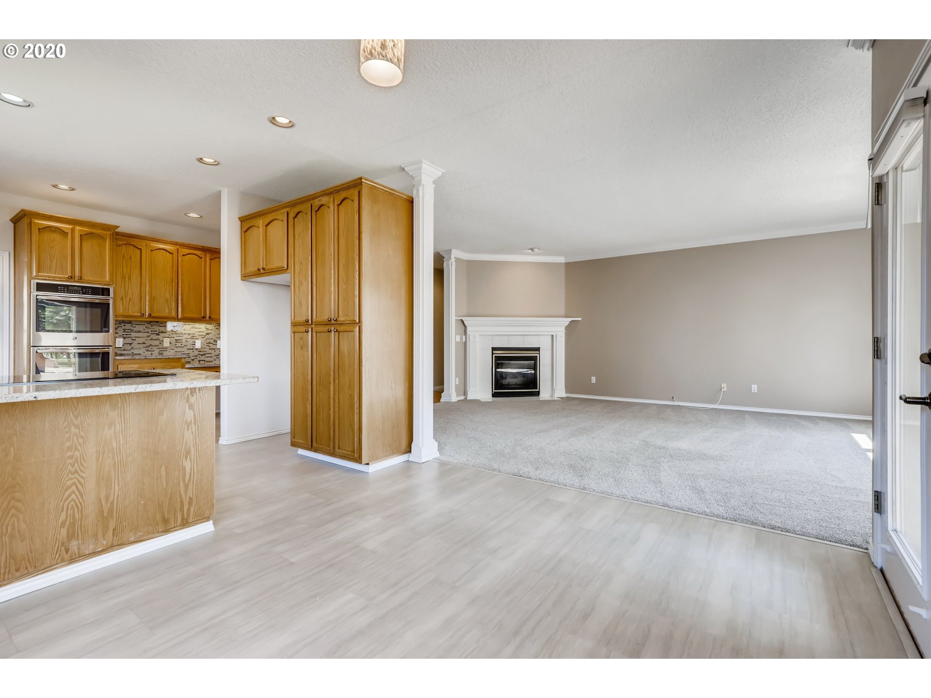 12258 Southeast One Rosa Drive Happy Valley, OR 97086 - Photo 11 of 32 Gallery Image 11