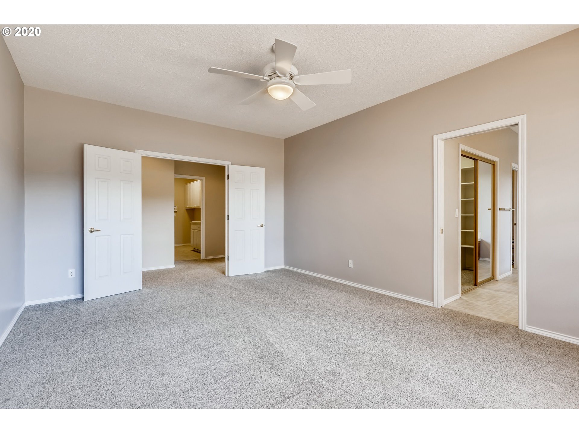 12258 Southeast One Rosa Drive Happy Valley, OR 97086 - Photo 17 of 32 Gallery Image 17