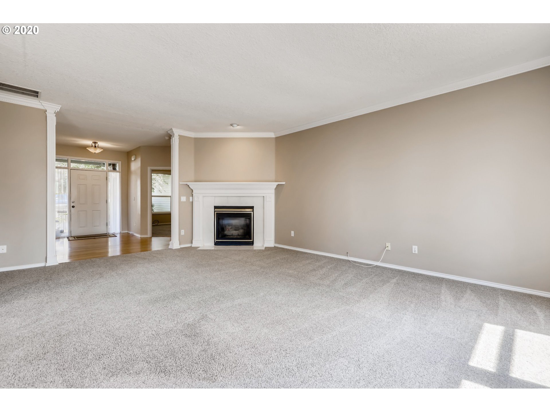 12258 Southeast One Rosa Drive Happy Valley, OR 97086 - Photo 7 of 32 Gallery Image 7
