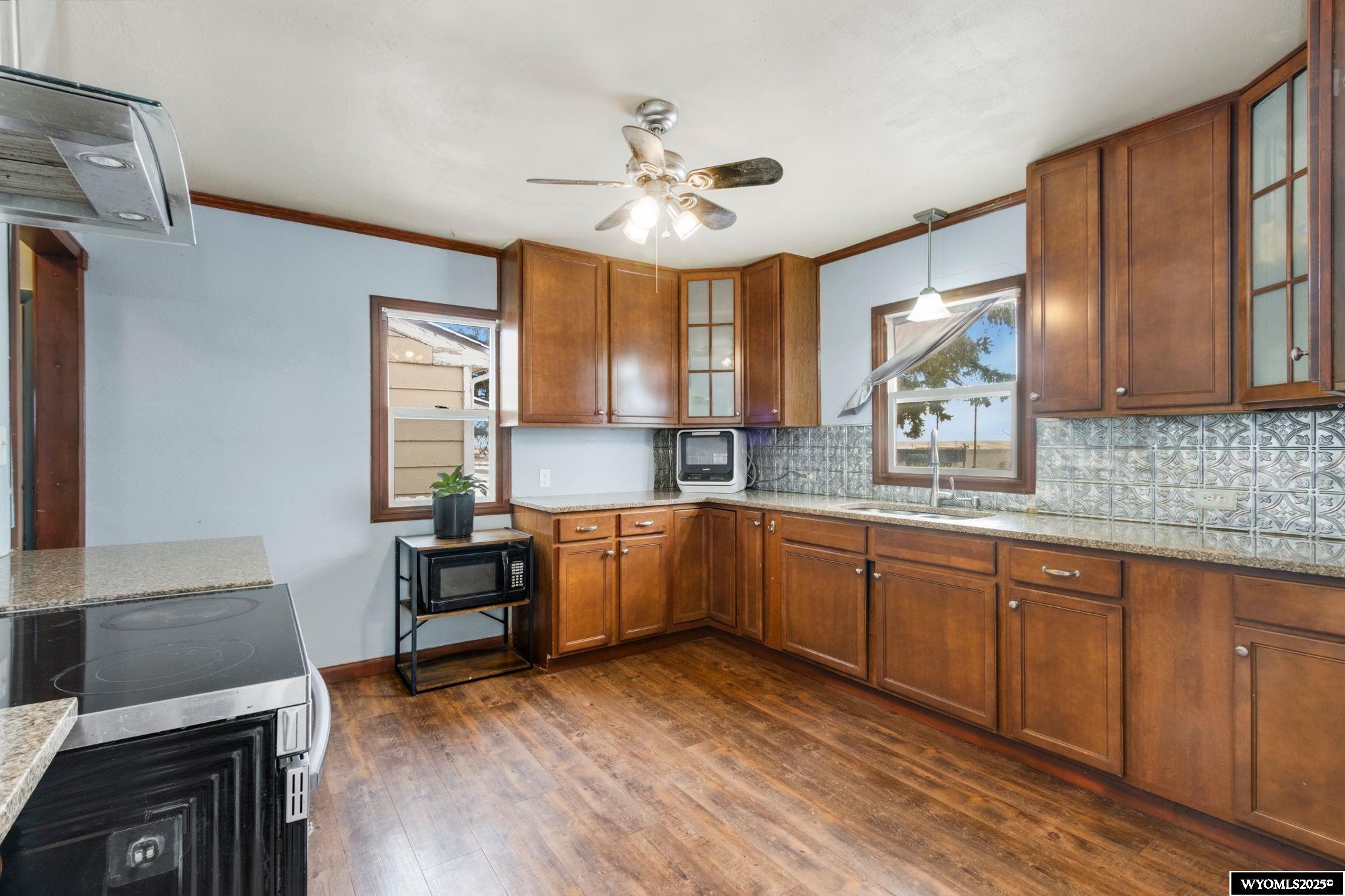 2908 East 8th Street Cheyenne, WY 82001 - Photo 7 of 20